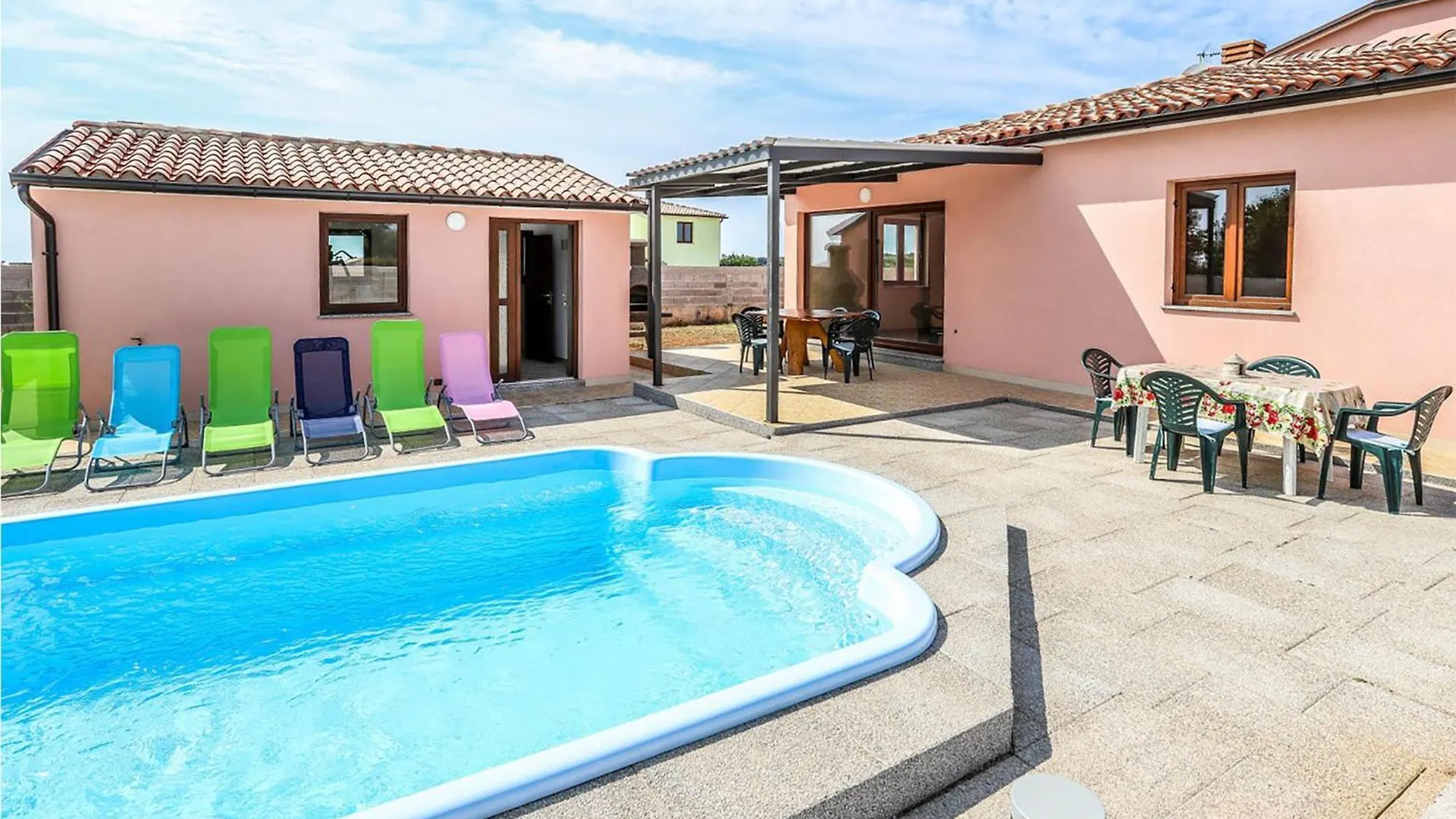 Beautiful Home In Galizana With Wifi 0*,  Croatia